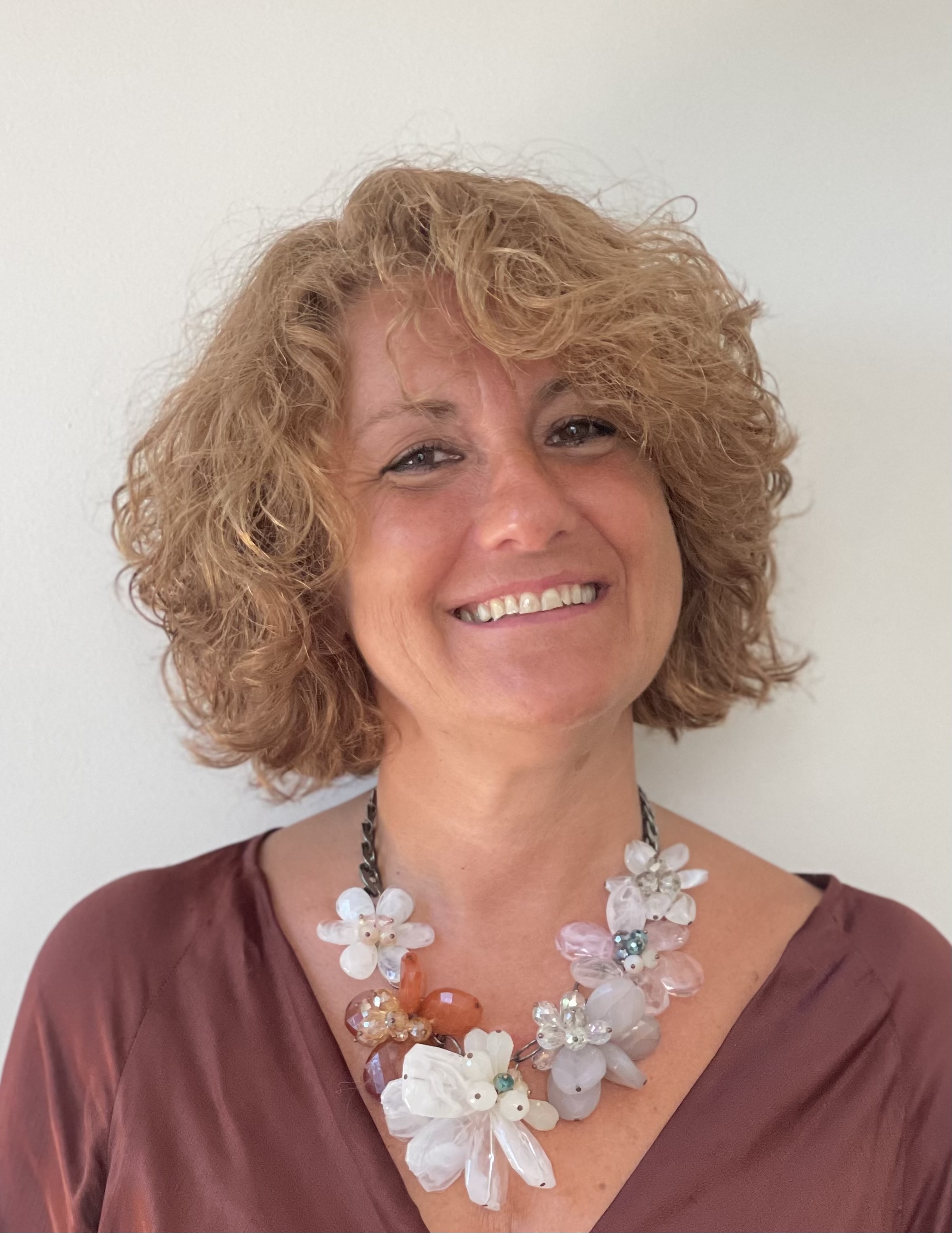 Carla Retroz Marques Featured as a Speaker at the International Neurology Conference Thailand 2026
